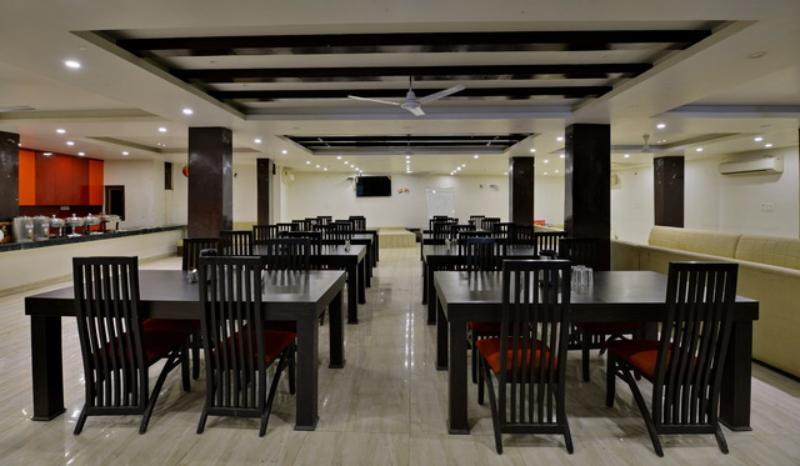 Hotel International - Couple Friendly In Sector 11 3*