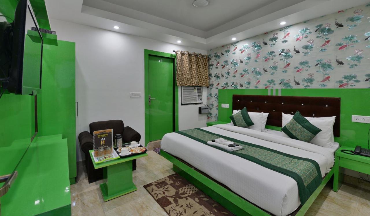 Hotel International - Couple Friendly In Sector 11