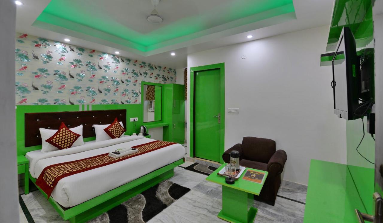 Hotel International - Couple Friendly In Sector 11