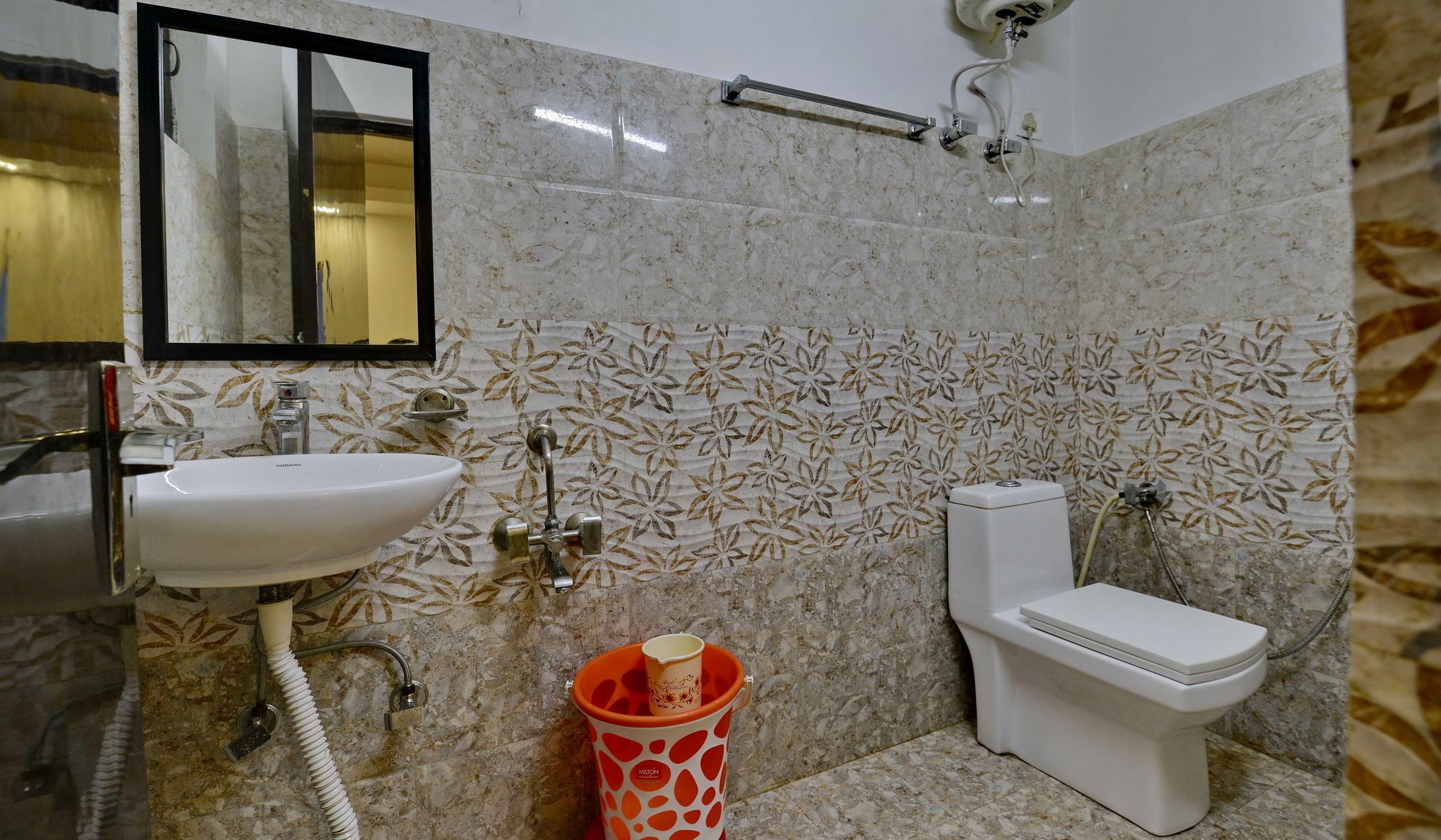 International - Couple Friendly In Sector 11 3* Noida