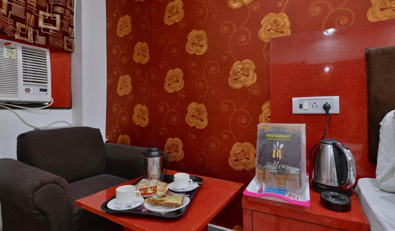 Hotel International - Couple Friendly In Sector 11 3*